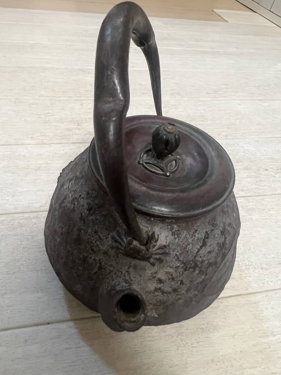 鉄瓶　時代物　レトロ　蟹　銅蓋　茶道具　湯沸　1423g_画像2