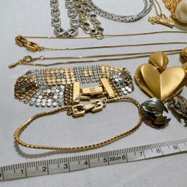 BO все GIVENCHY Givenchy печать бренд аксессуары 16 пункт суммировать 280g серебряный Gold цвет колье серьги брошь и т.п. 