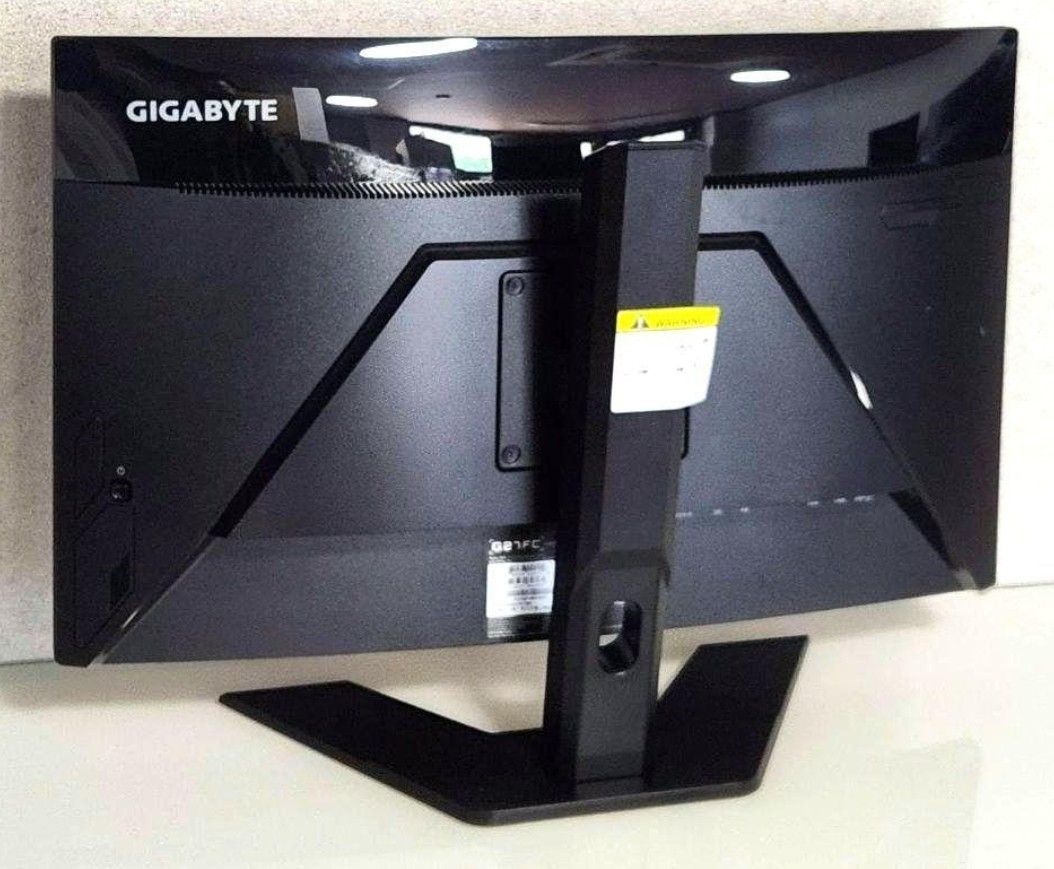 GIGABYTE 27型曲面ゲーミングモニター G27FC A 165Hz