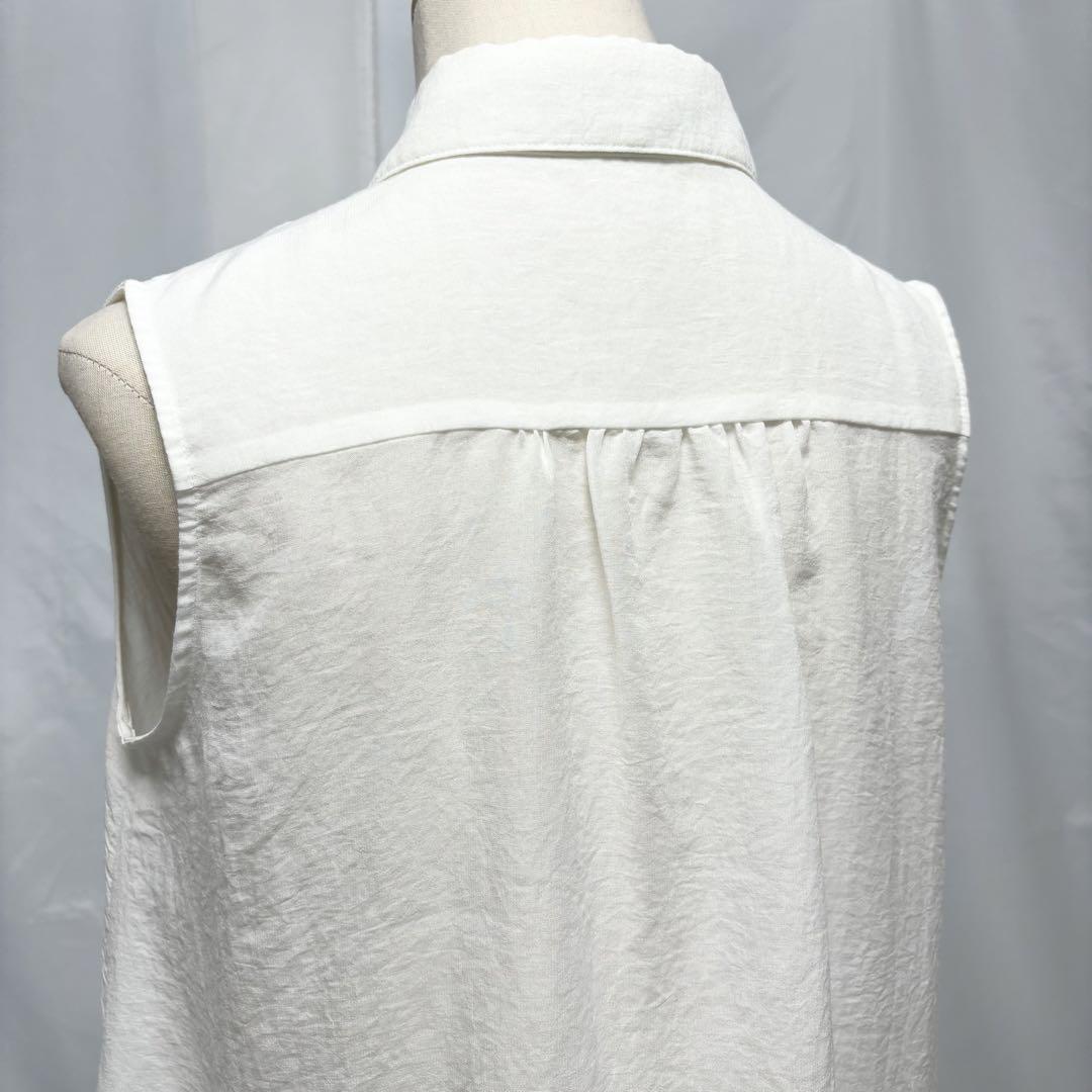 UNTITLED Untitled no sleeve blouse see-through white M