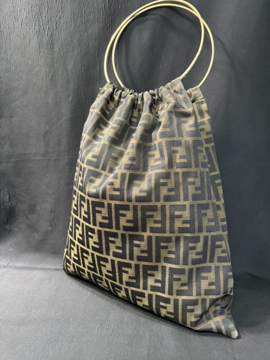 FENDI Fendi handbag nylon canvas khaki black Zucca pattern silver metal fittings metal steering wheel 0519-118(8)
