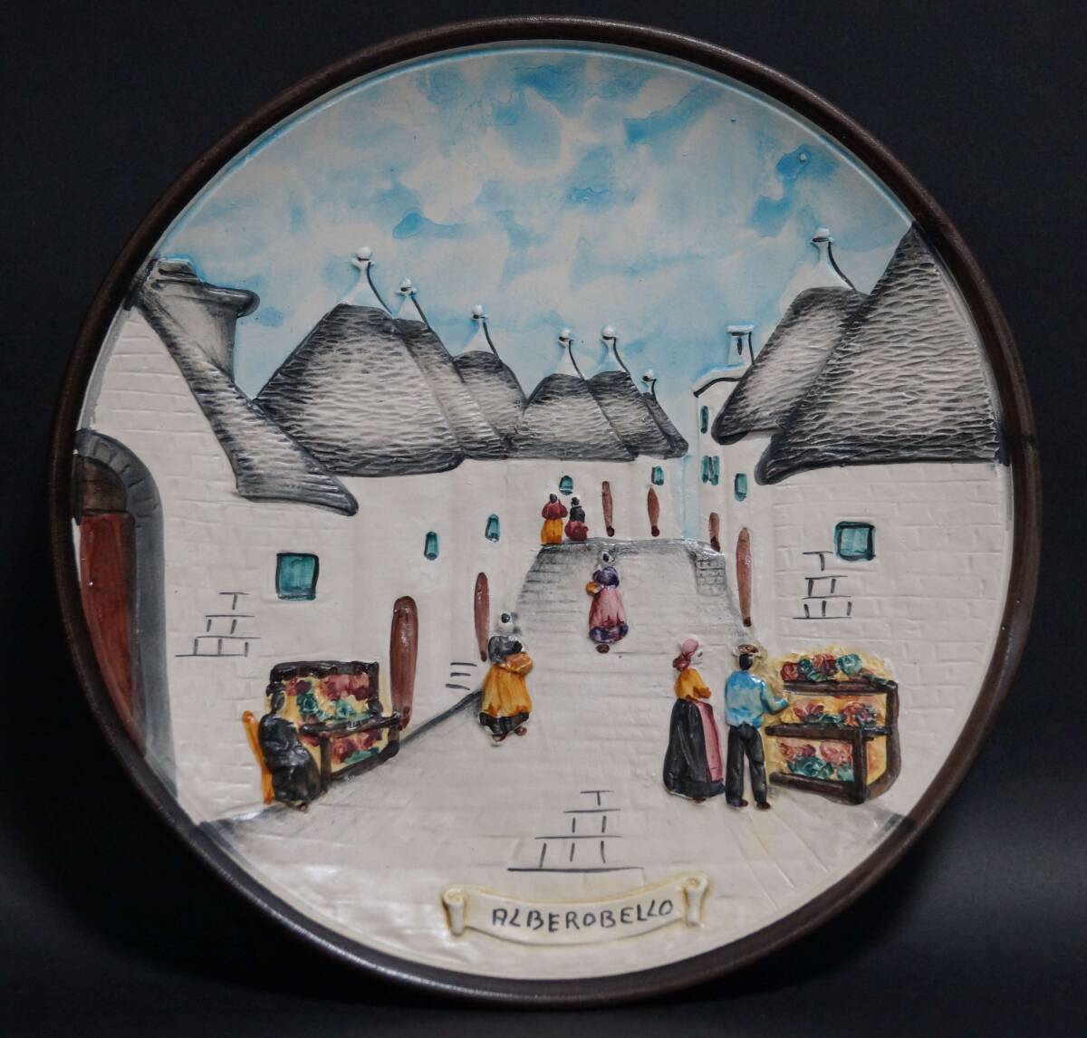 【寂】イタリア製 アルベロベッロ 色絵『風景文』壁掛け 皿 飾皿 s60513_画像1