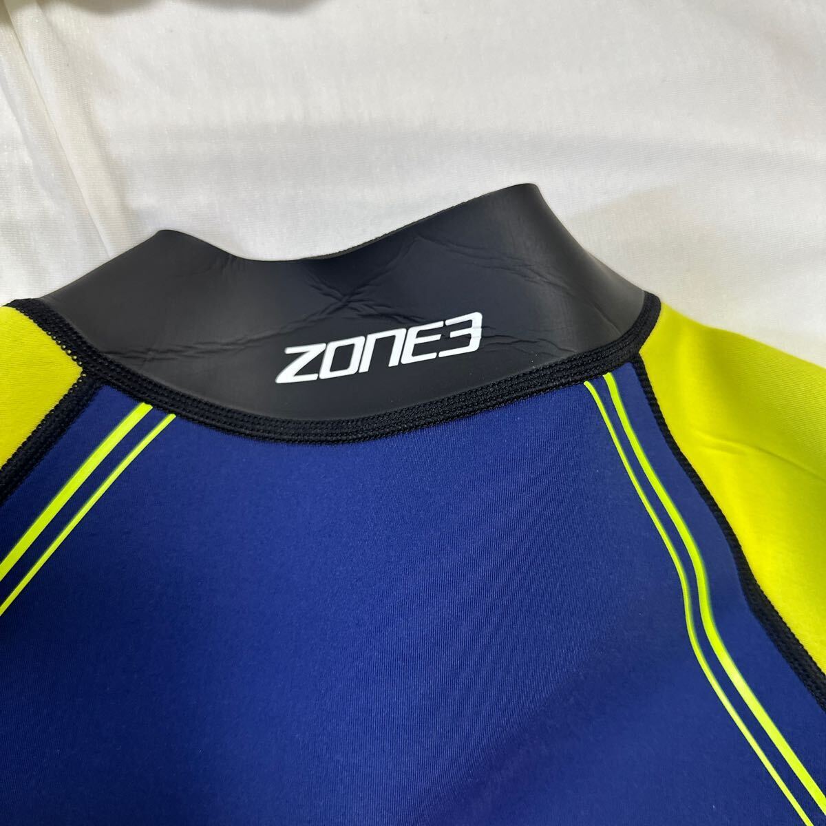 【試着のみ】ZONE3 ウェットスーツ 未使用 サイズL(XL) トライアスロン オープンウォーター XLワールドダイブ サーフ ダイビング _画像5