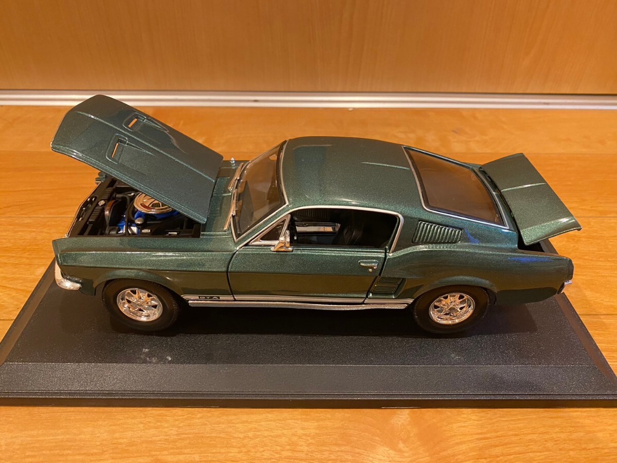 Maisto ミニカー フォード マスタング GTA 1967年式 1/18スケール Ford Mustang グリーン マイスト_画像6