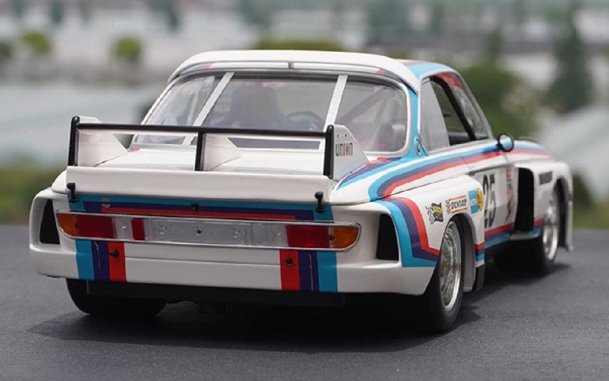 ▲ 1/18 BMW 3.0 CSL25 1971_画像4