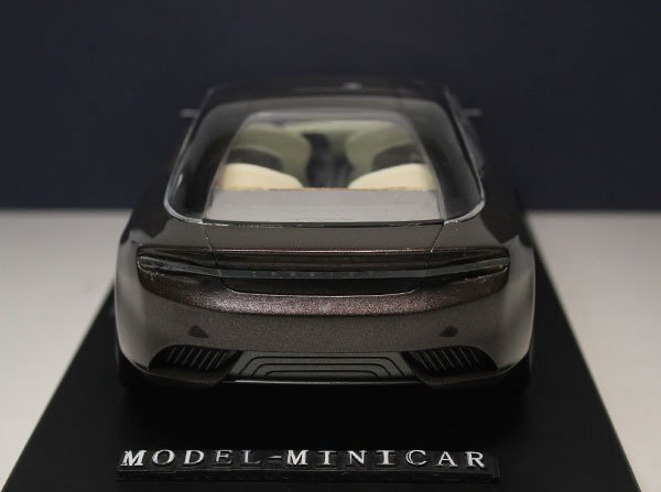 ▲限定品！Resin Model 1/18 フェラーリ Ferrari ピニンファリーナ Pininfarina Cambiano 2012 中古品_画像3