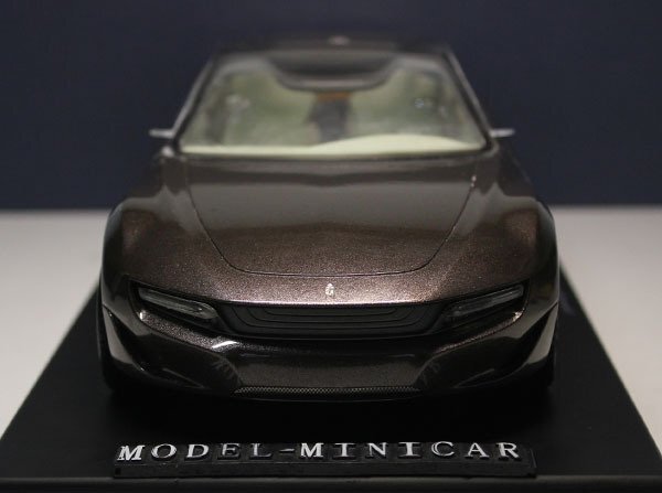 ▲限定品！Resin Model 1/18 フェラーリ Ferrari ピニンファリーナ Pininfarina Cambiano 2012 中古品_画像2