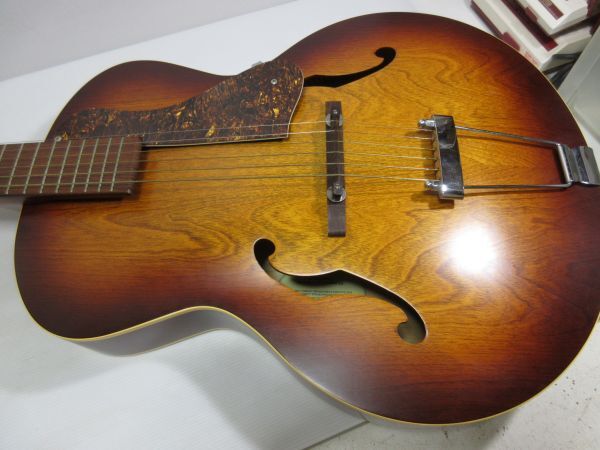 ◆Godin 5th Avenue Cognac Burst Made in CANADA ゴダン アーチトップ ピックギター メイド・イン・カナダ 現状渡しの画像2