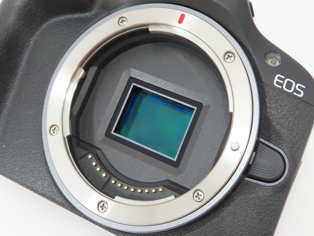 ◇美品【Canon キヤノン】EOS R100 RF-S 18-45 IS STM レンズキット ミラーレス一眼カメラ_画像5