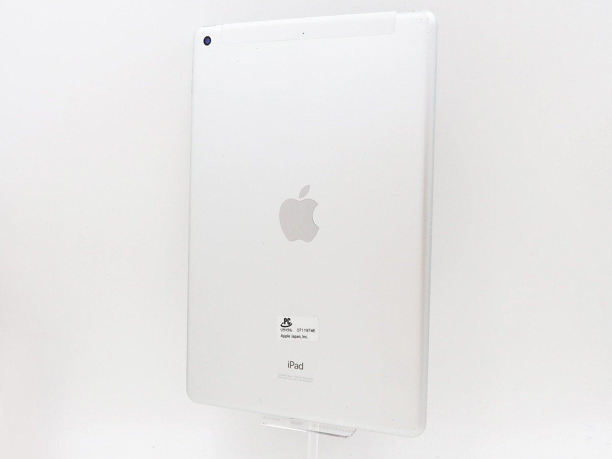 ◇【docomo/Apple】iPad 第7世代 Wi-Fi+Cellular 32GB SIMロック解除済 MW6C2J/A タブレット シルバー_画像1