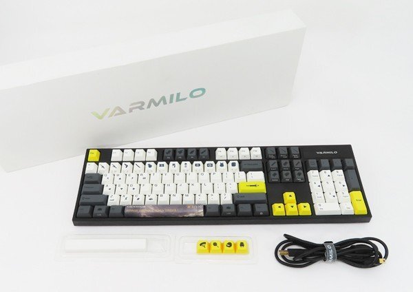 ◇【VARMILO アミロ】VA104M Chicken Dinner ゲーミングキーボードの画像1