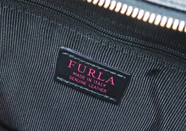 ◇美品【FURLA フルラ】チェーン ショルダーバッグ ブラック_画像5