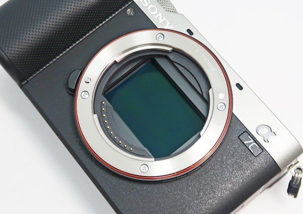 ◇美品【SONY ソニー】α7C ズームレンズキット ILCE-7CL ミラーレス一眼カメラ シルバー_画像4