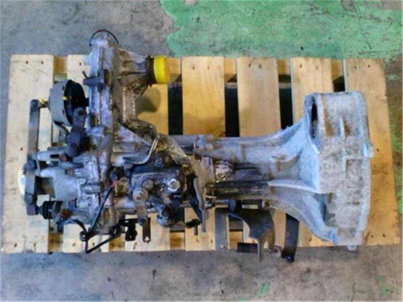  Mitsubishi original Minicab { U62T } Transmission MD977105 P80900-24005433