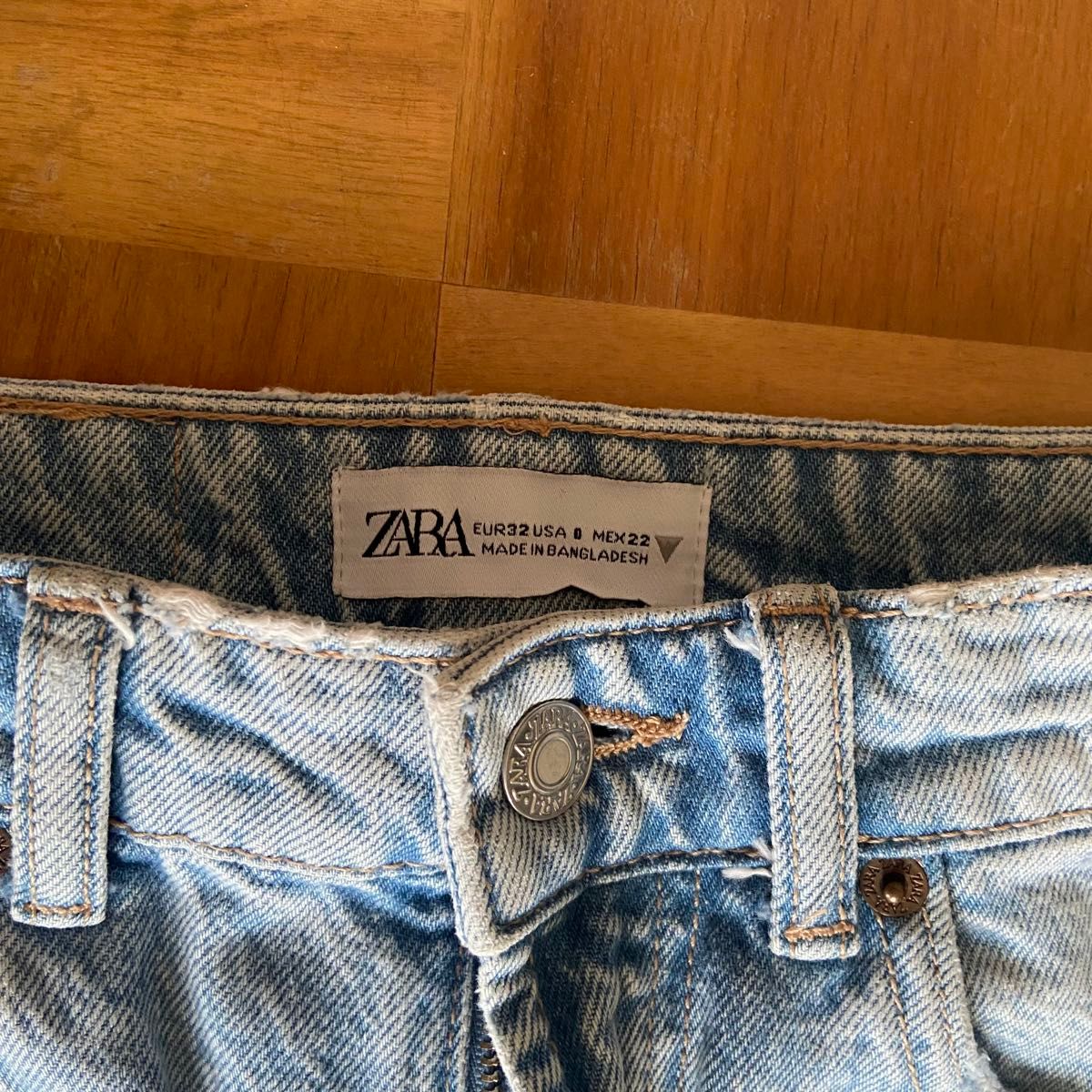 ZARA ダメージ　デニムパンツ