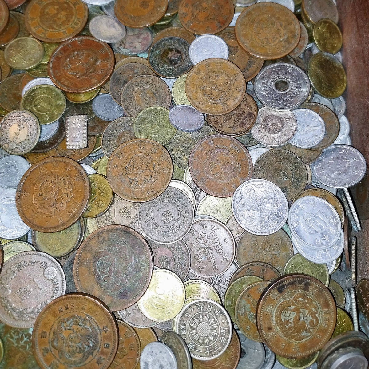 D25 3.16kg 希少 未選別日本古銭 銀貨 各種大量おまとめ No.2の画像8