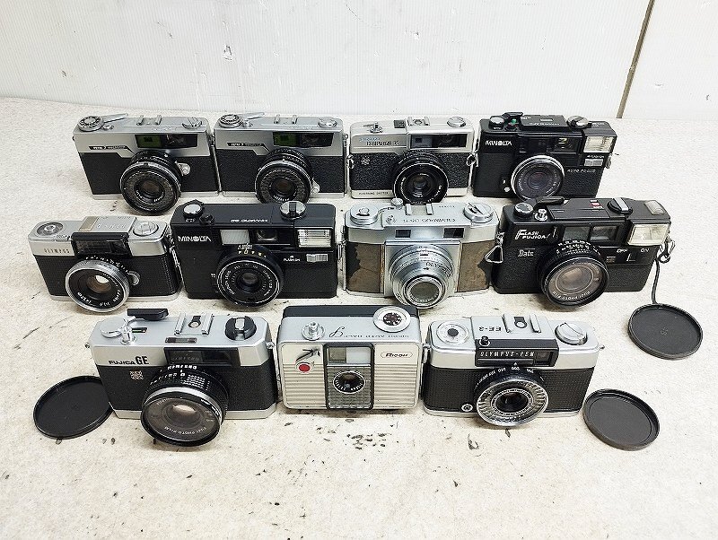 オリンパス フジカ ペトリなど コンパクトフィルムカメラ いろいろまとめて11台セット ジャンクの画像1