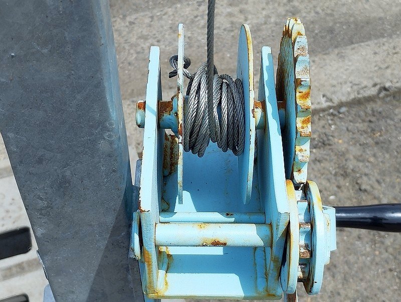  for truck manual winch loading winch folding type steel made wire crane present condition goods used 1