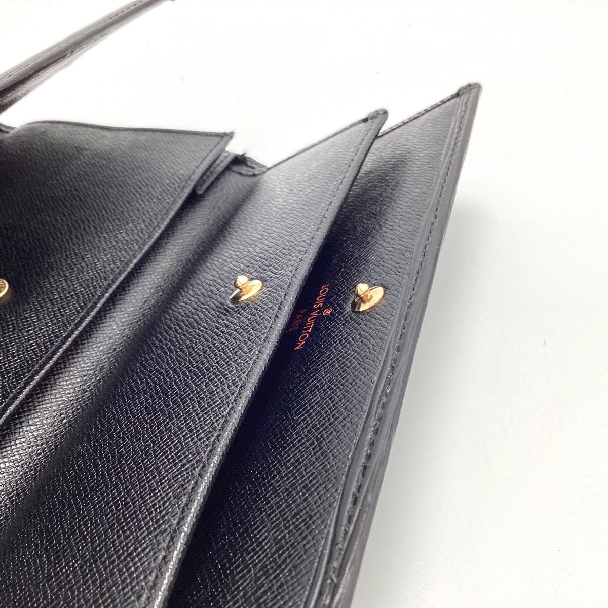極々美品　ルイ・ヴィトン　エピ　インターナショナル　箱袋付き　メンズ　レディース　男女共用　 長財布