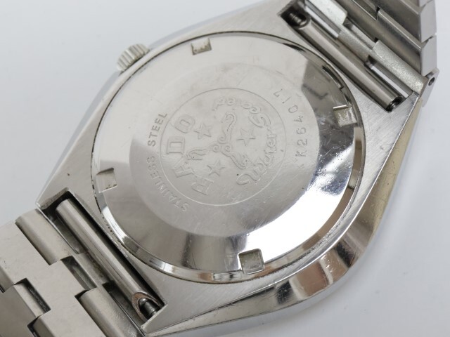 2405-560 ラドー 手巻き式 腕時計 RADO シェルサファイア 日付 シェル文字盤 変形ケース 純正ブレス_画像6