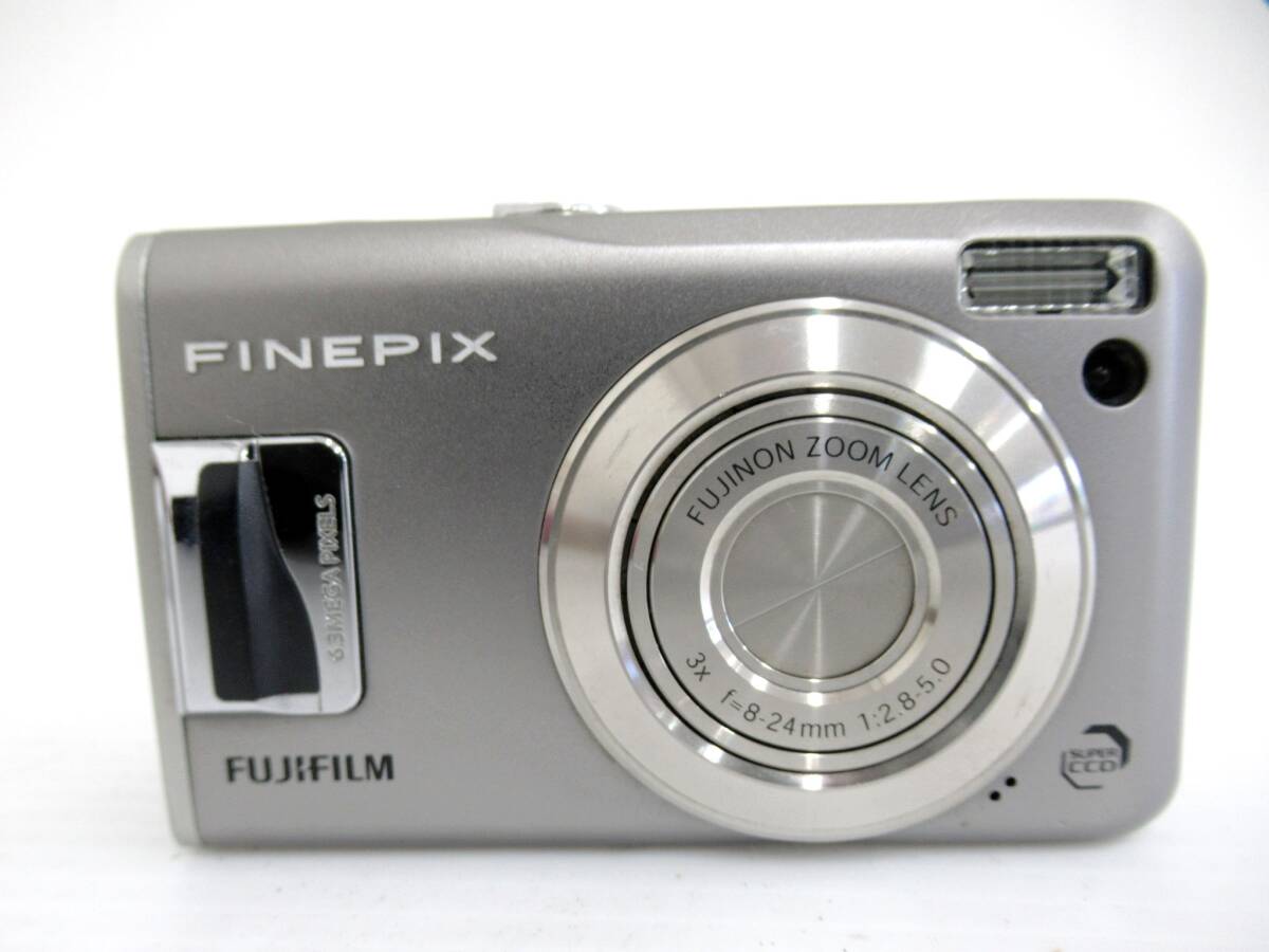 【FUJIFILM/富士フイルム】辰⑤7//美品 FINEPIX F31fd コンパクトデジタルカメラ/バッテリー付_画像2