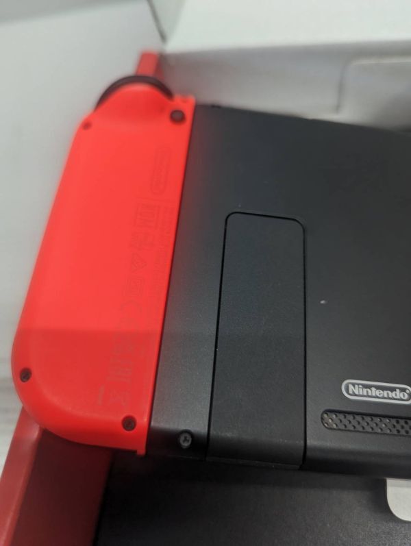 A302-240514-49【中古】Nintendo Switch 本体 ニンテンドースイッチ バッテリー強化版　動作品 ネオンブルー ネオンレッド_画像8