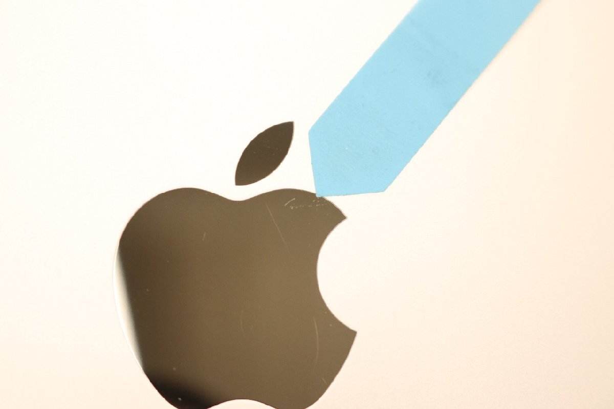 T【SIMロック：KDDI】Apple / iPad Air2 / 第2世代(2014年発売) / MH1C2J/A / A1567 / 16GB / 初期化済_画像8
