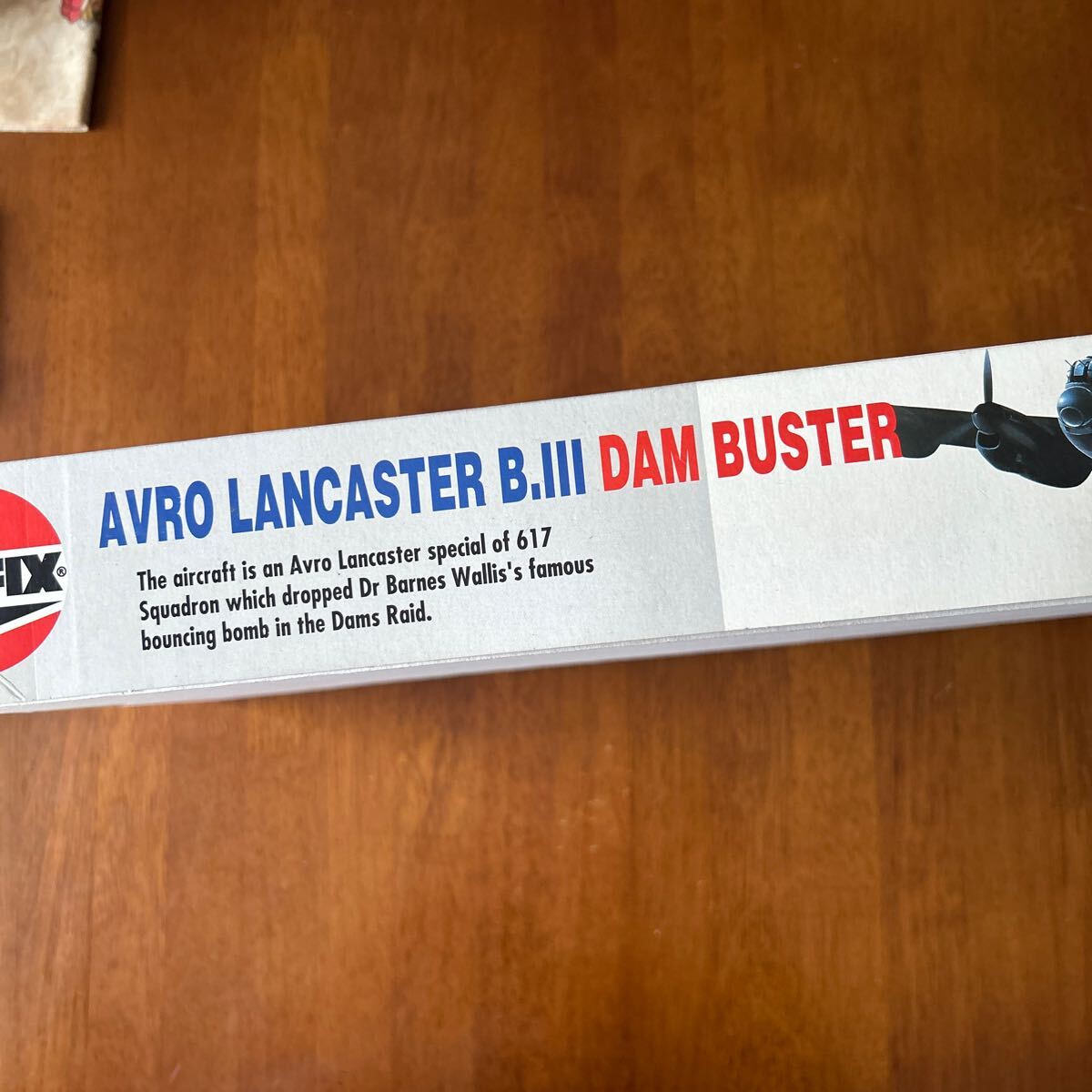 エアフィックス　1/72 Avro Lancaster B.III Dam Buster(箱未開封)定形外オーケー_画像2