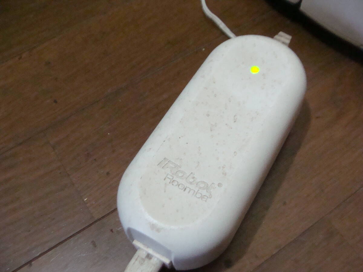 ジャンク品　iRobot ルンバ 530＋充電器_画像4