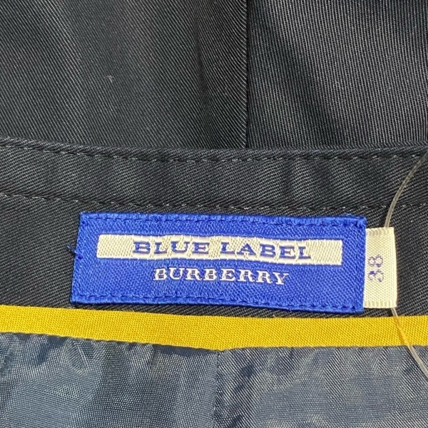 バーバリーブルーレーベル Burberry Blue Label ショートパンツ サイズ38 M - ダークネイビー レディース 巻きスカート風 ボトムス_画像3