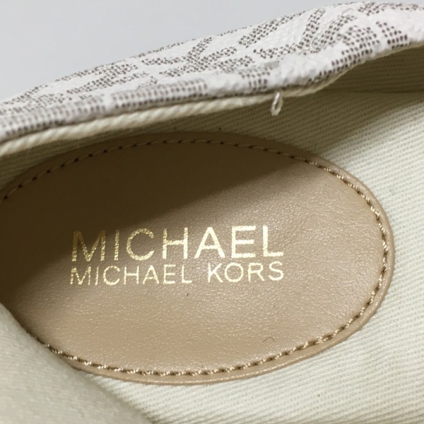 マイケルコース MICHAEL KORS フラットシューズ 6.5M - PVC(塩化ビニール)×レザー 白×グレーベージュ レディース リボン 靴_画像5