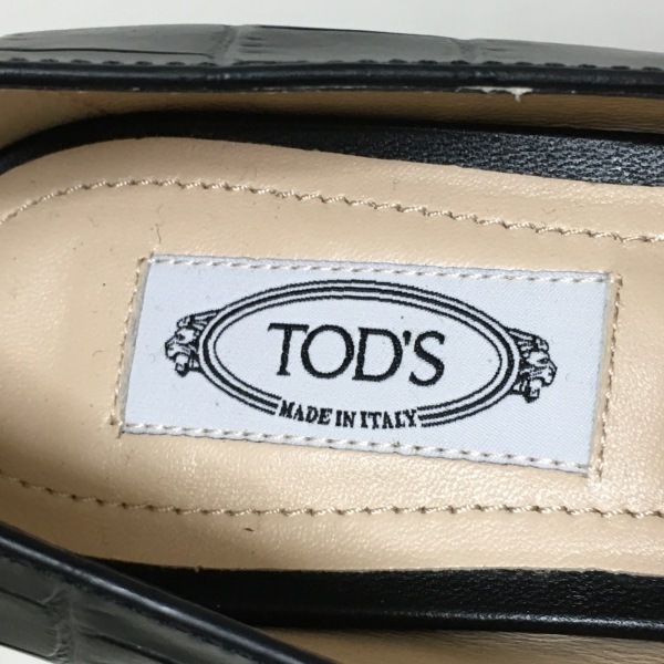 トッズ TOD'S パンプス 36 1/2 - レザー×金属素材 黒×ゴールド レディース 型押し加工 美品 靴_画像5