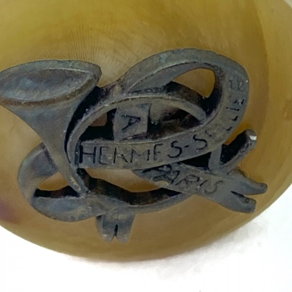 エルメス HERMES イヤリング - プラスチック×金属素材 ベージュ×ダークブラウン×ゴールド ラッパ アクセサリー（耳）_画像4