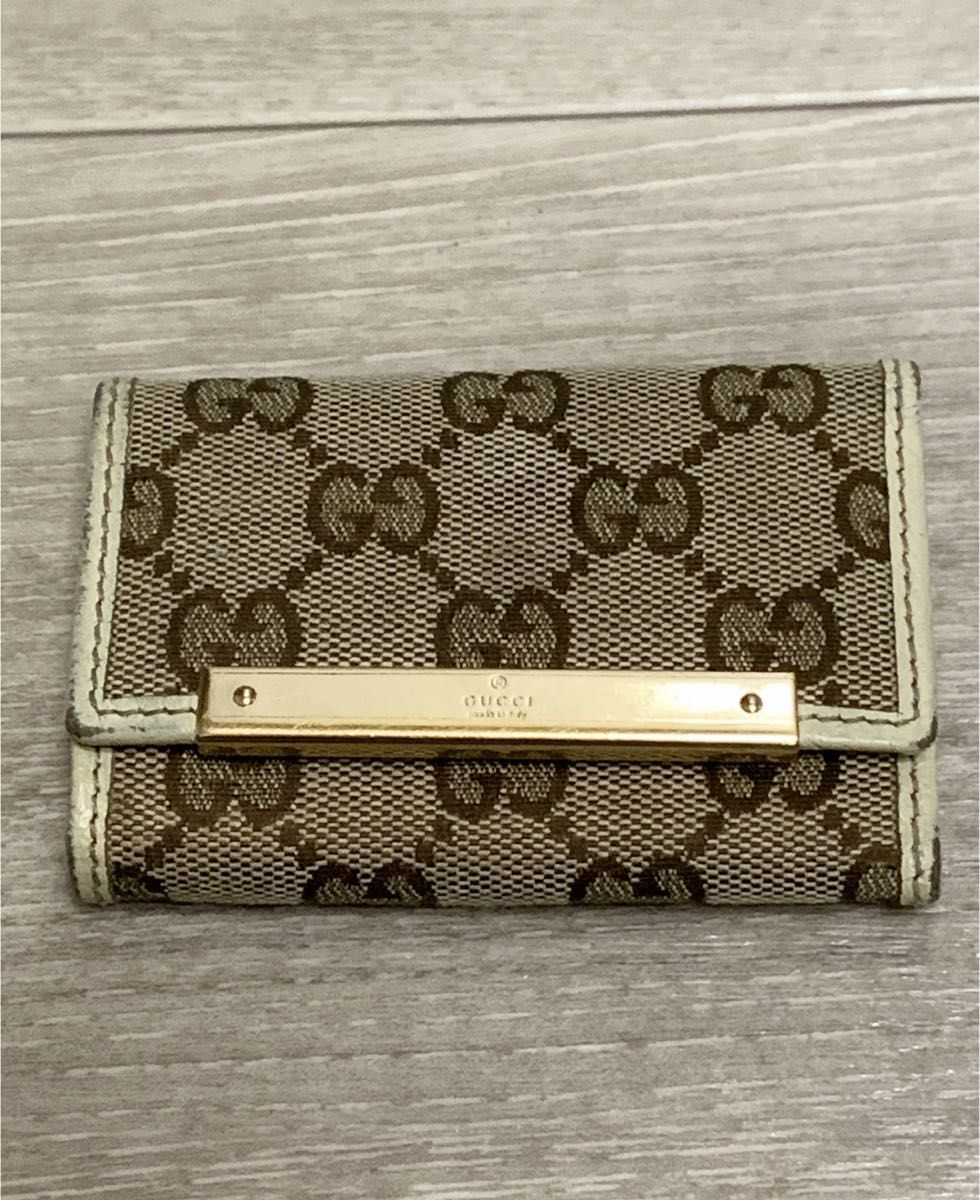 GUCCI 6連キーケース　GG柄　