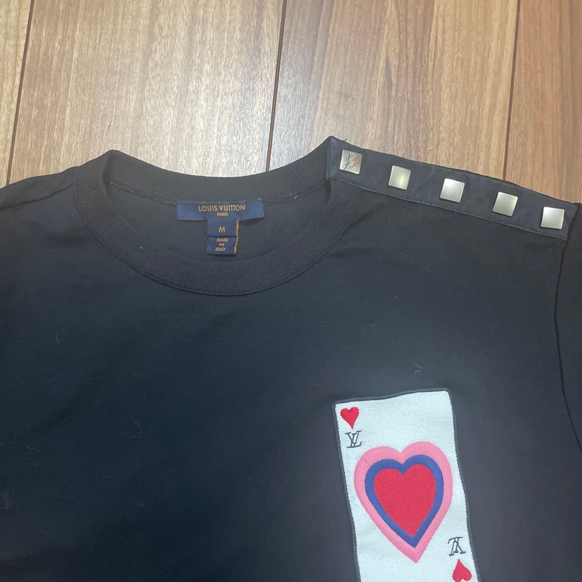ほぼ新品ルイヴィトントランプ柄Tシャツ 半袖Tシャツ 半袖 T ほぼ新品ルイヴィトントランプ柄Tシャツ 半袖Tシャツ 半袖 T