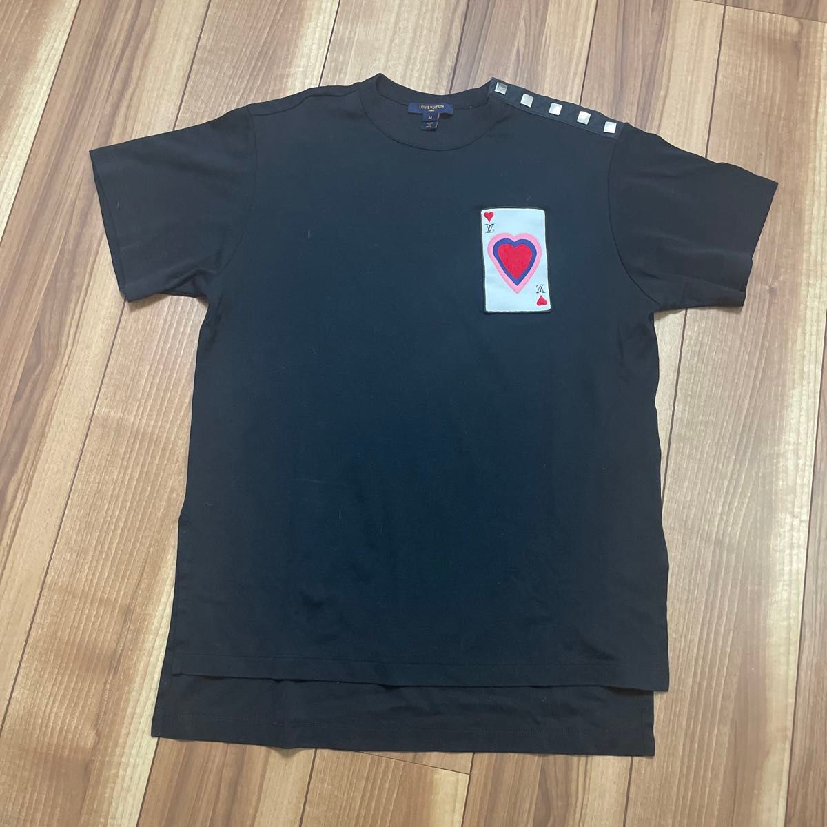 ほぼ新品ルイヴィトントランプ柄Tシャツ 半袖Tシャツ 半袖 T ほぼ新品ルイヴィトントランプ柄Tシャツ 半袖Tシャツ 半袖 T