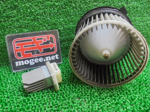 9EG1619FD3 ) 日産 セレナ ハイウェイスター CC25/CNC25 純正ヒーターブロアモーター+レジスター　70TO36J30_画像1