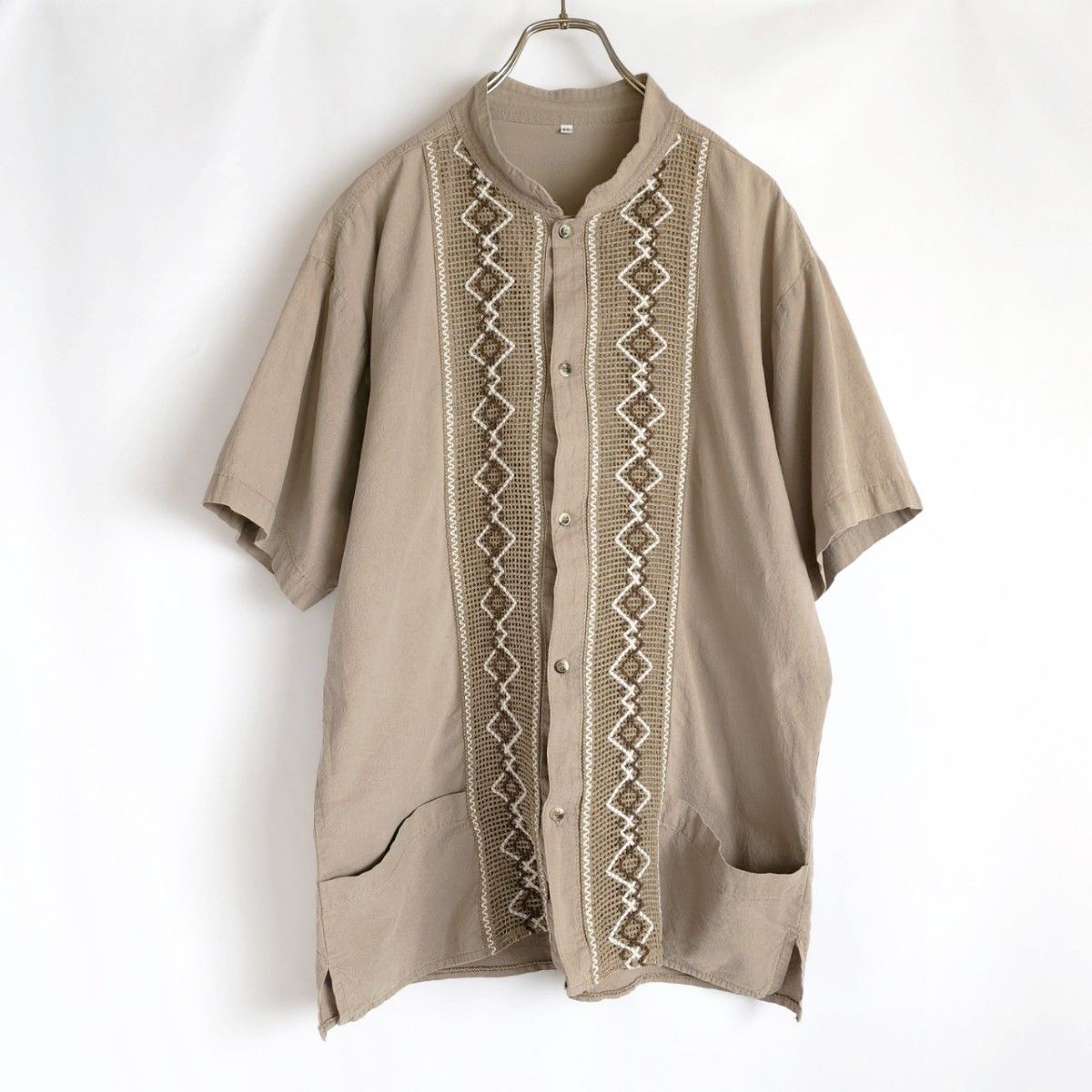 サイズEG/マオカラー デザイン キューバシャツ ベージュ系ブラウン