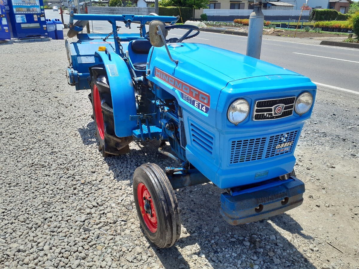 栃木県小山市より日の本トラクターE-14デージルエンジン14馬力二輪駆動です離農の為譲っていただきましたかなり調子は良いと思いますの画像3