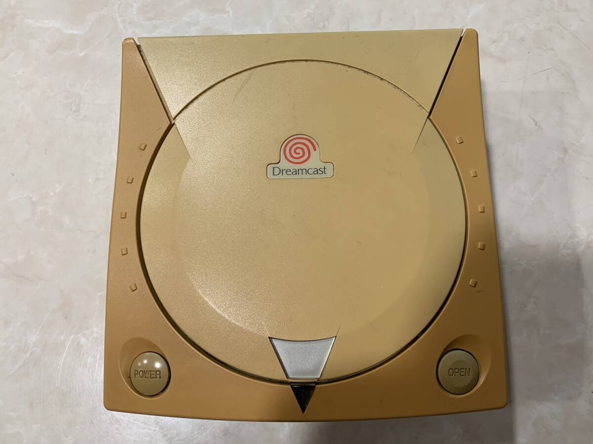 1円～ SEGA セガ Dreamcast ドリームキャスト HKT-3000 本体 ゲーム機 ジャンク_画像1