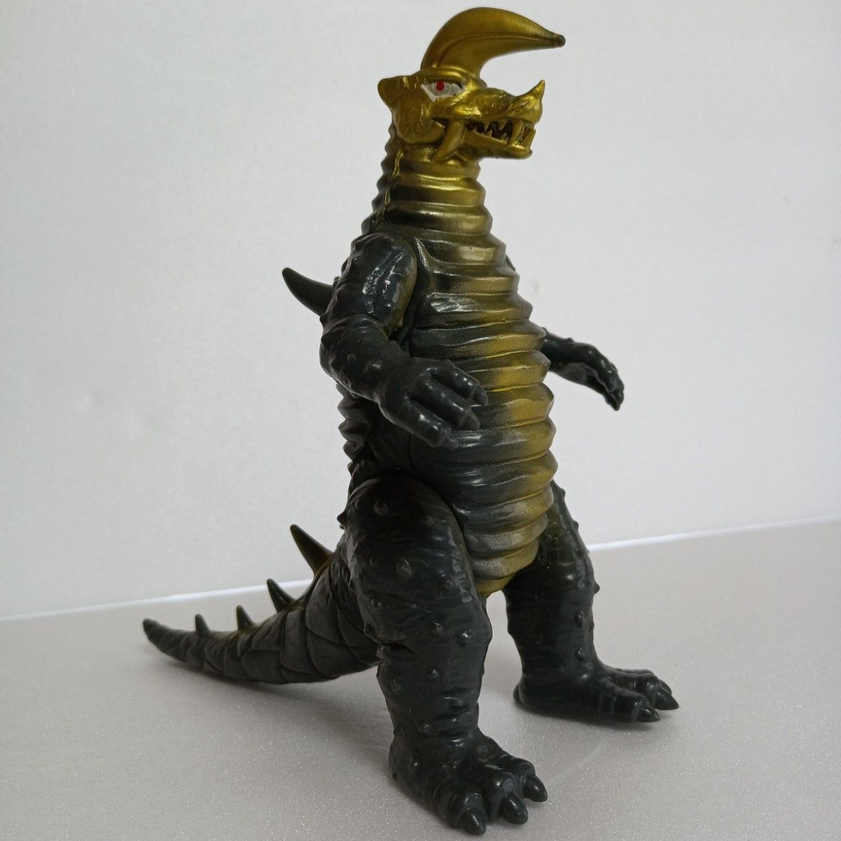 ウルトラ怪獣シリーズ ブラックキング ソフビ製フィギュア ウルトラ怪獣シリーズ ブラックキング ソフビ製フィギュア