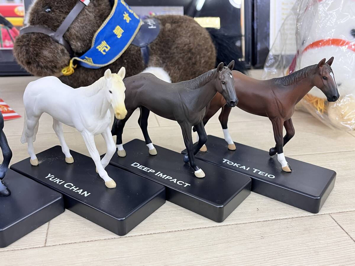 【 まとめ売り !!】競馬 マーカー ゴルフ ディープインパクト トウカイテイオー ブエナビスタ ユキチャン 等 フィギュア グッズ パネル _画像5