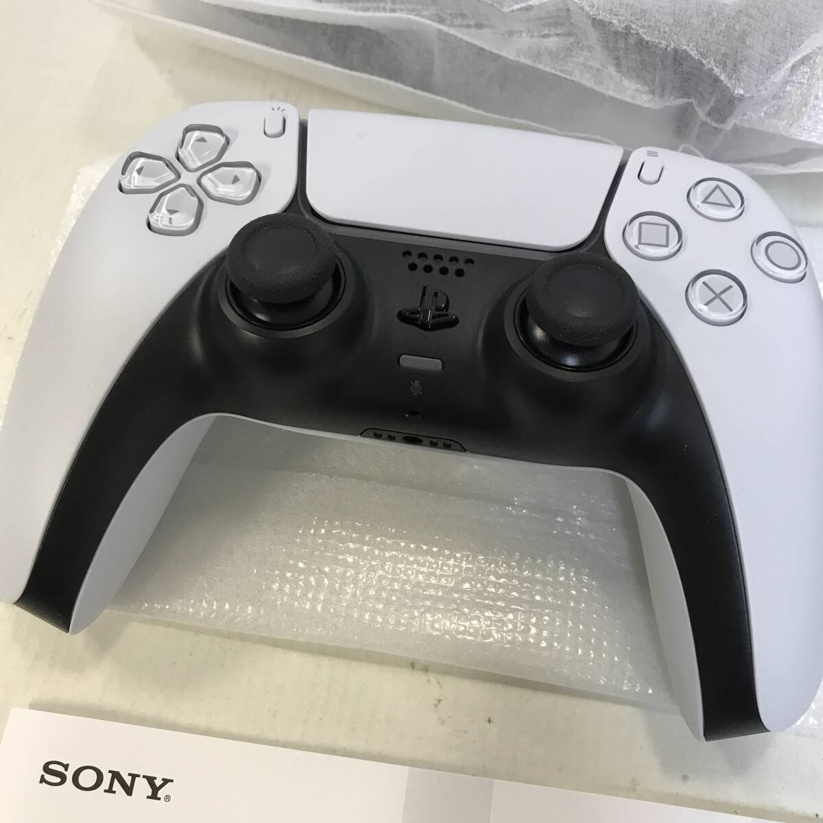 35　SONY Playstation5 PS5 本体 CFI-1200A 中古品 (140)_画像3