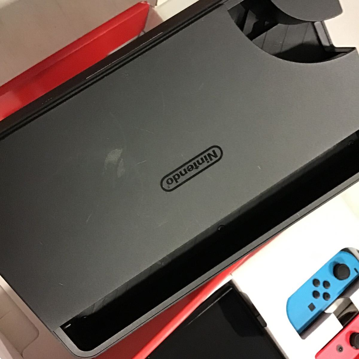 36 【欠品・使用感あり】中古品 Nintendo Switch 有機ELモデル ネオンブルー ネオンレッド (80)②_画像10