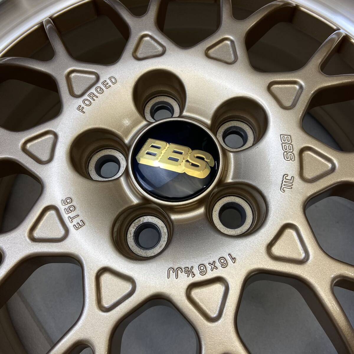 【0083】★中古美品★リペア済★16インチ　6.5JJ　BBS　FORGED　16×6.5JJ　ET55　PCD100　5穴　ハブ径56　アルミホイール4本_画像6