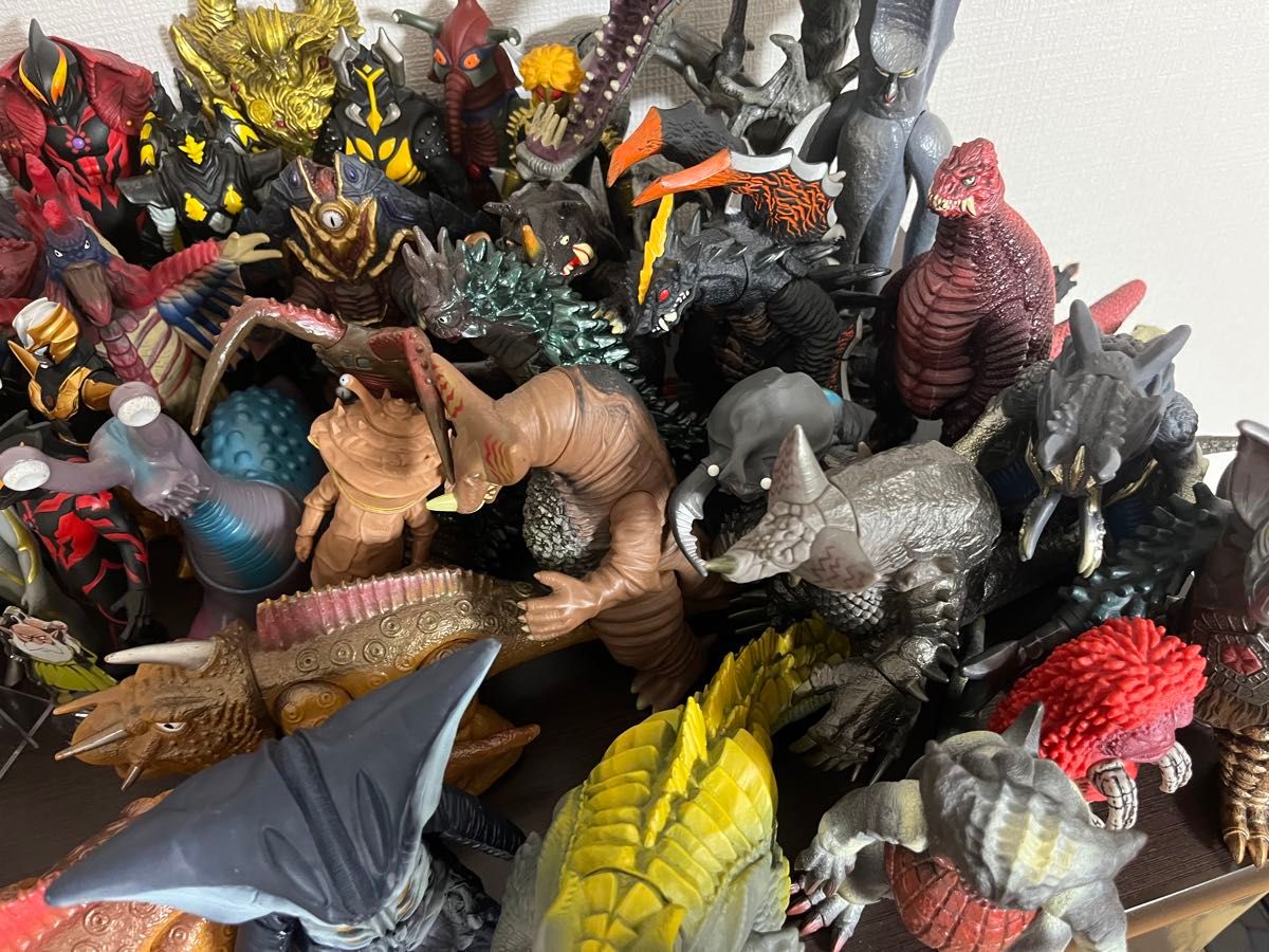 フィギュア ウルトラ怪獣 ソフビ バルタン星人 ソフビ等 ドラゴンボール ビオランテ ゴジラ ウルトラマン 怪獣