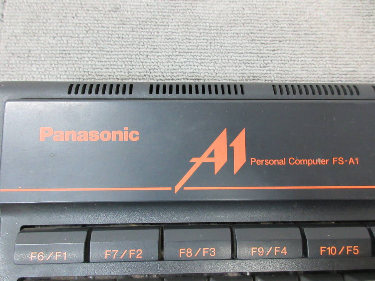 K260【5-22】▼ Panasonic パナソニック MSX2 FS-A1 動作未確認 中古・現状品 / PCゲーム レトロゲーム機_画像4