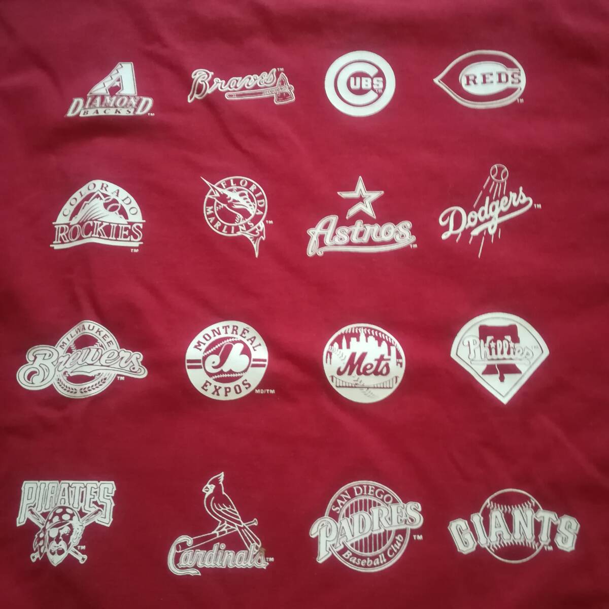 ユニクロ MLB チームロゴ 半袖TシャツSサイズ　 メジャーリーグ 　大谷翔平ドジャーズ　子供150～160_画像4