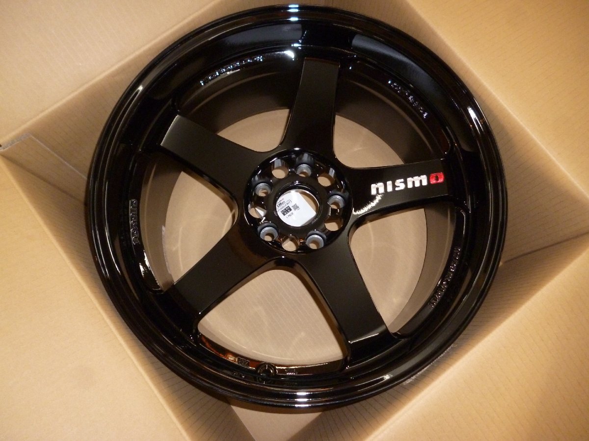 即納 限定1セット 個人宅発送可能 NISMO ニスモ LM GT4 19x10.5J ＋15 PCD114.3 5穴 ブラック GT-R 4本セット (4030S-RSR49-BK) LMGT4_画像1