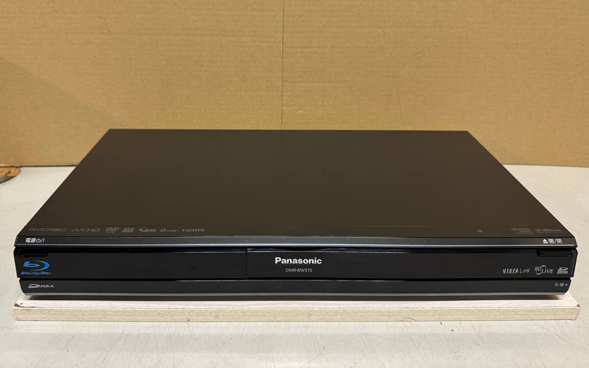 「 安心！整備品 」 Panasonic DIGA 【 DMR-BW570 】 2 番組同時録画、フルハイビジョン録画、ブルーレイレコーダー 【 完動品 】 2009年 